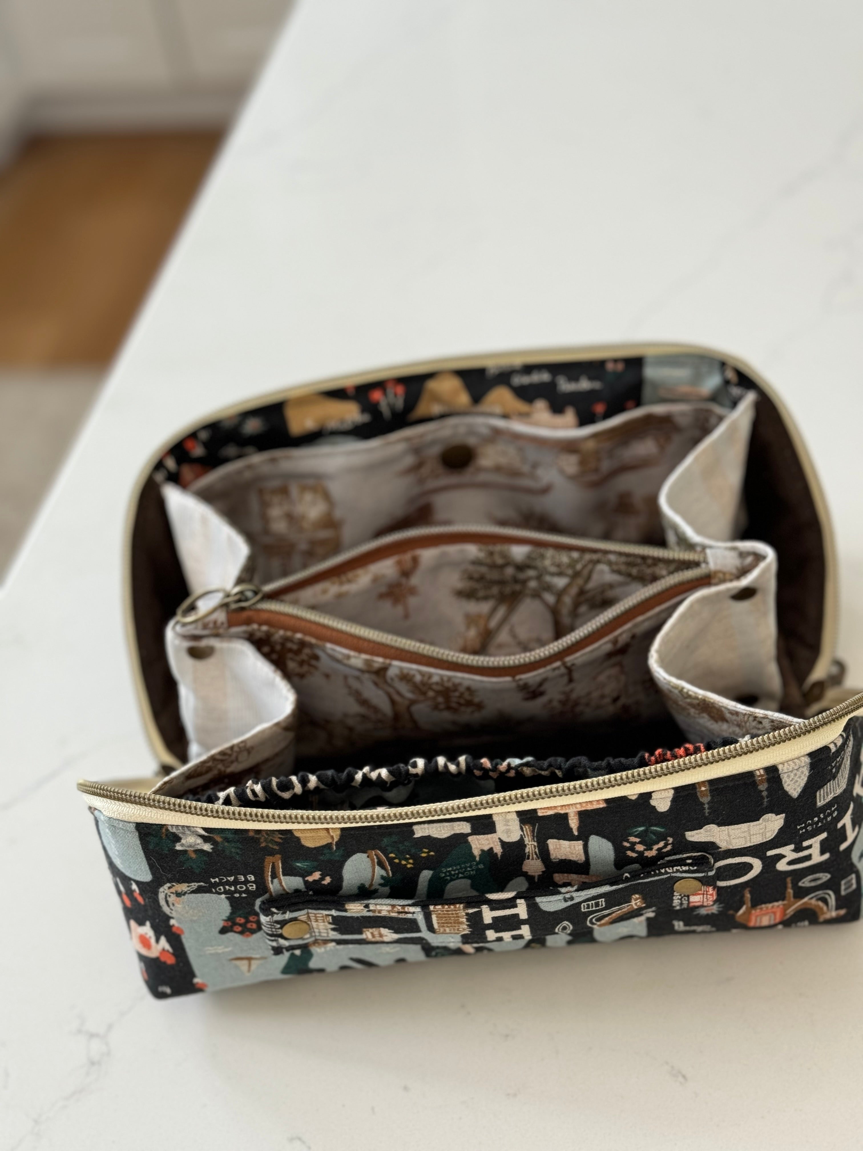 The Jacky - Accessory Storage Compartment Bag - KrisChris