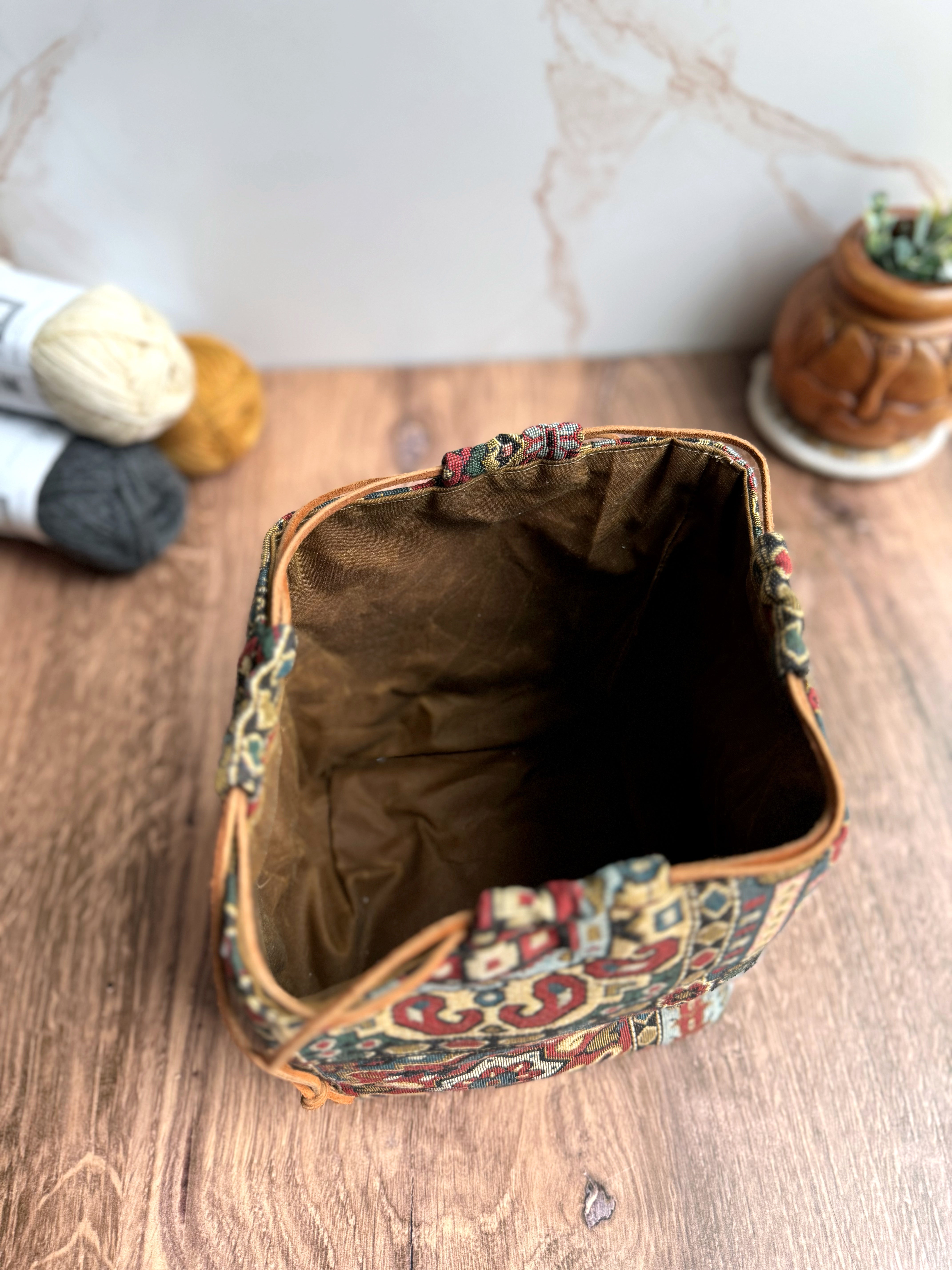 The Pat Pouch - Japanese Drawstring Bag in Woven European Fabrics - KrisChris