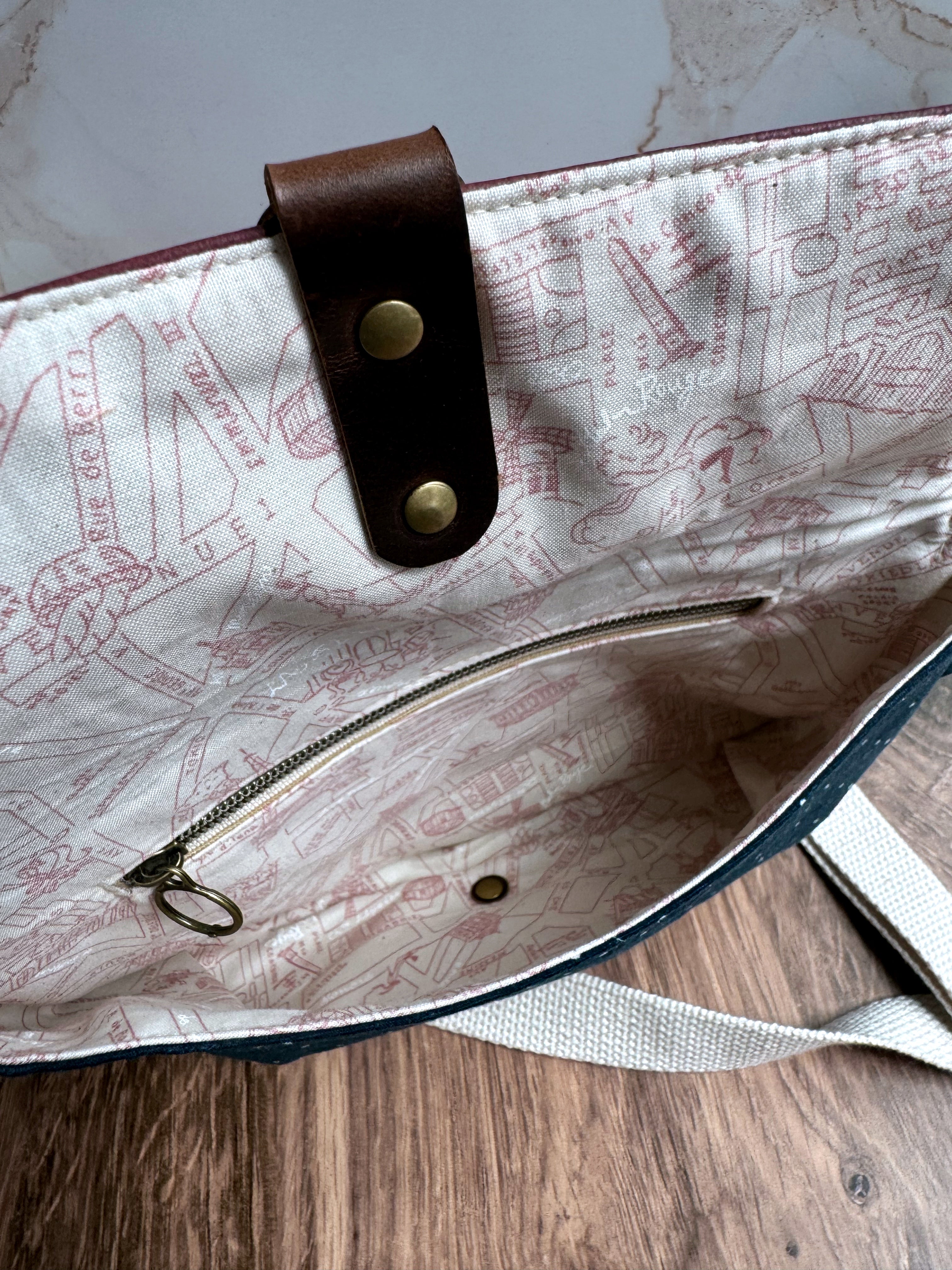 The Jenn - Adjustable Crossbody Belt Bag in Vegan Leather and Navy Dotted Nasturtium Fabric - KrisChris