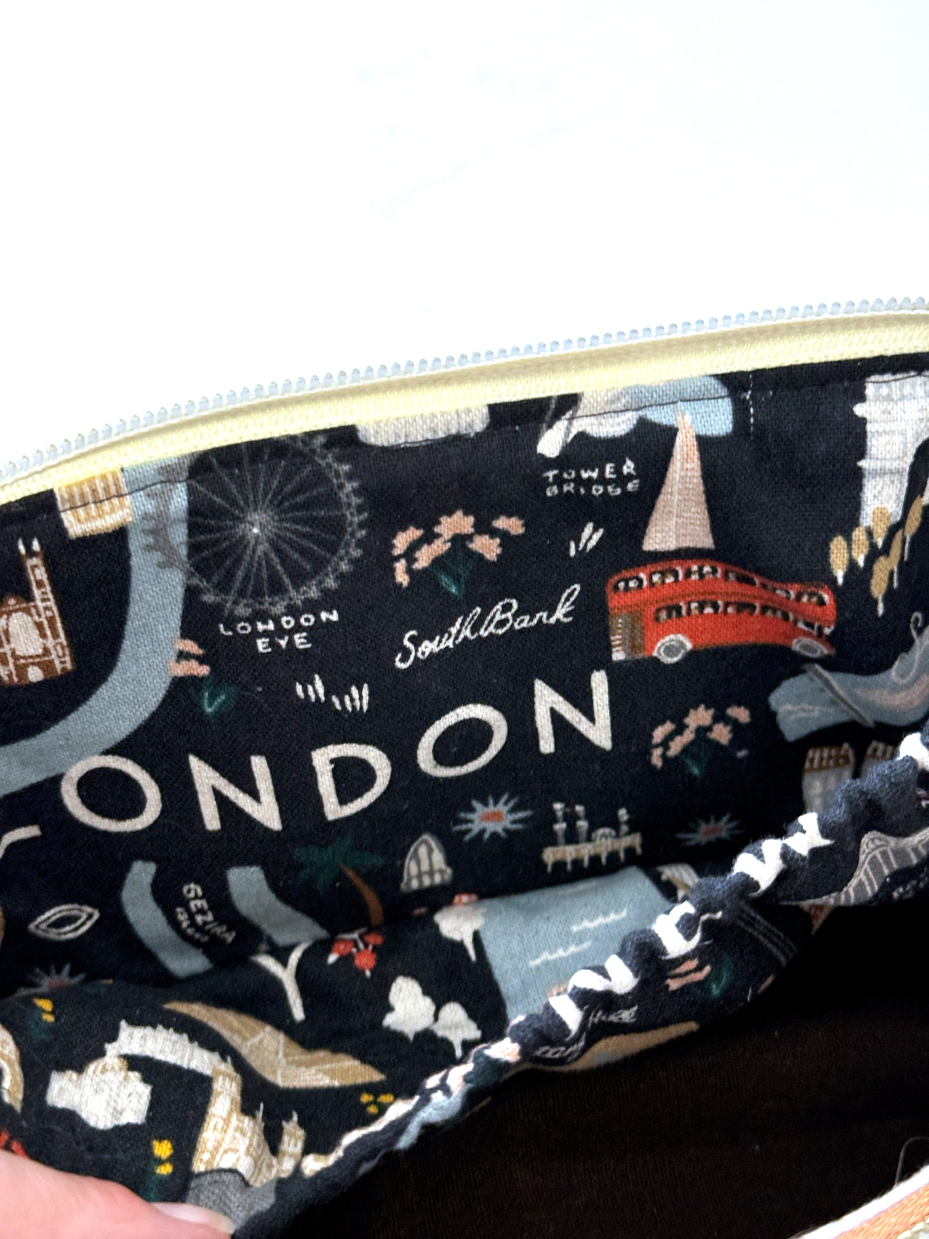 The Jacky - Accessory Storage Compartment Bag - KrisChris
