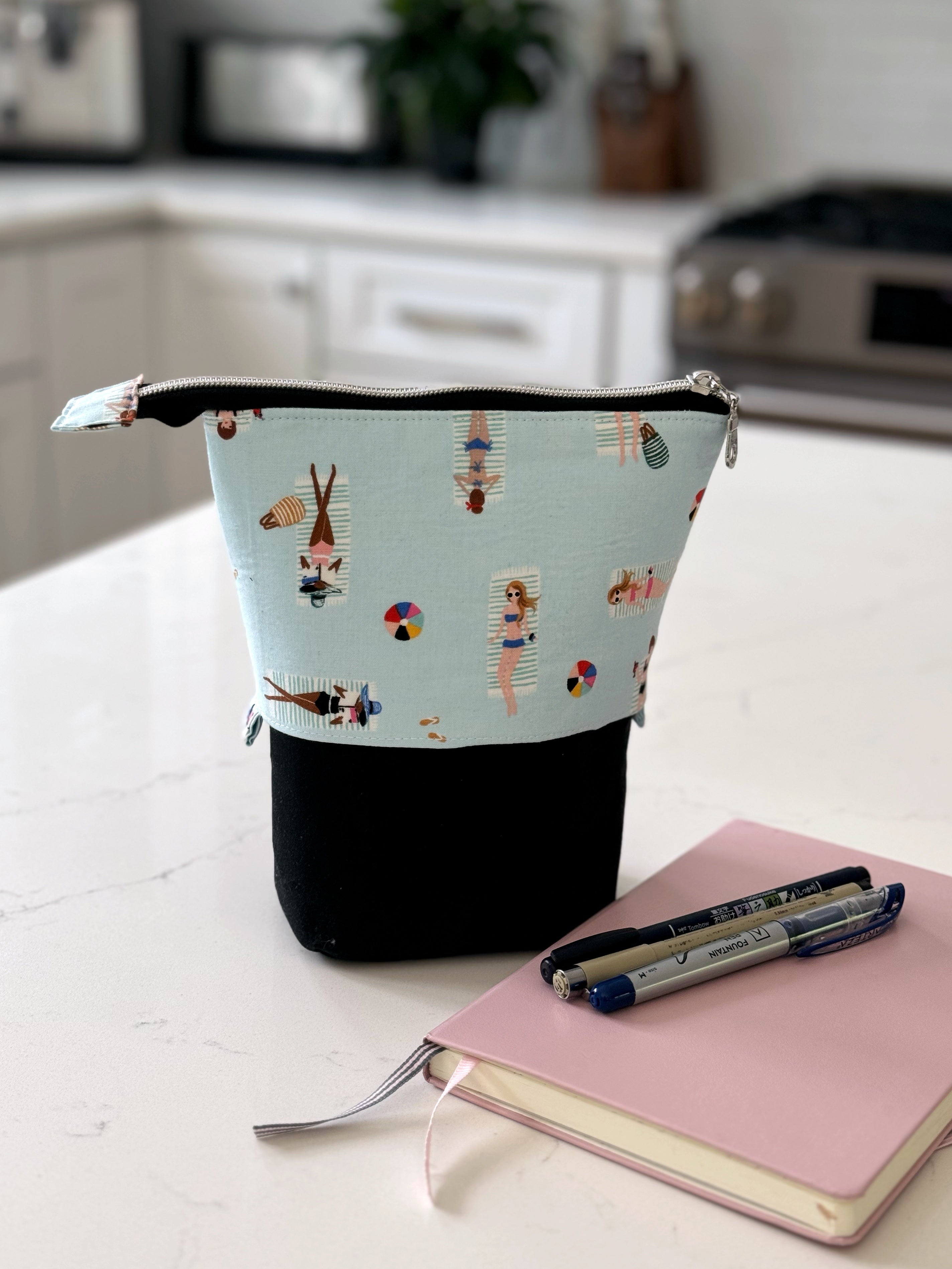 The Kate - Zipper Art Supply Pouch in Summer Beach Party - KrisChris