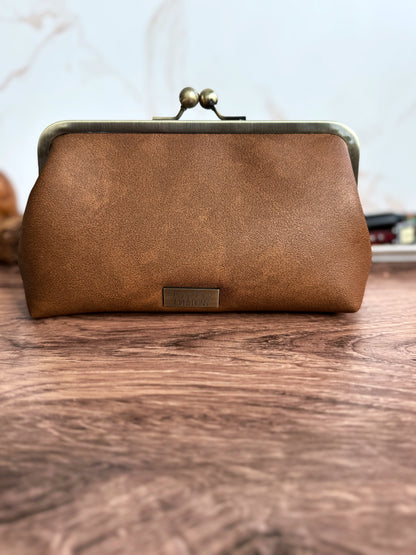 The Elise - Metal Frame Kisslock Clutch in Tan Vinyl (Vegan Leather) and Authentic Portuguese Lining