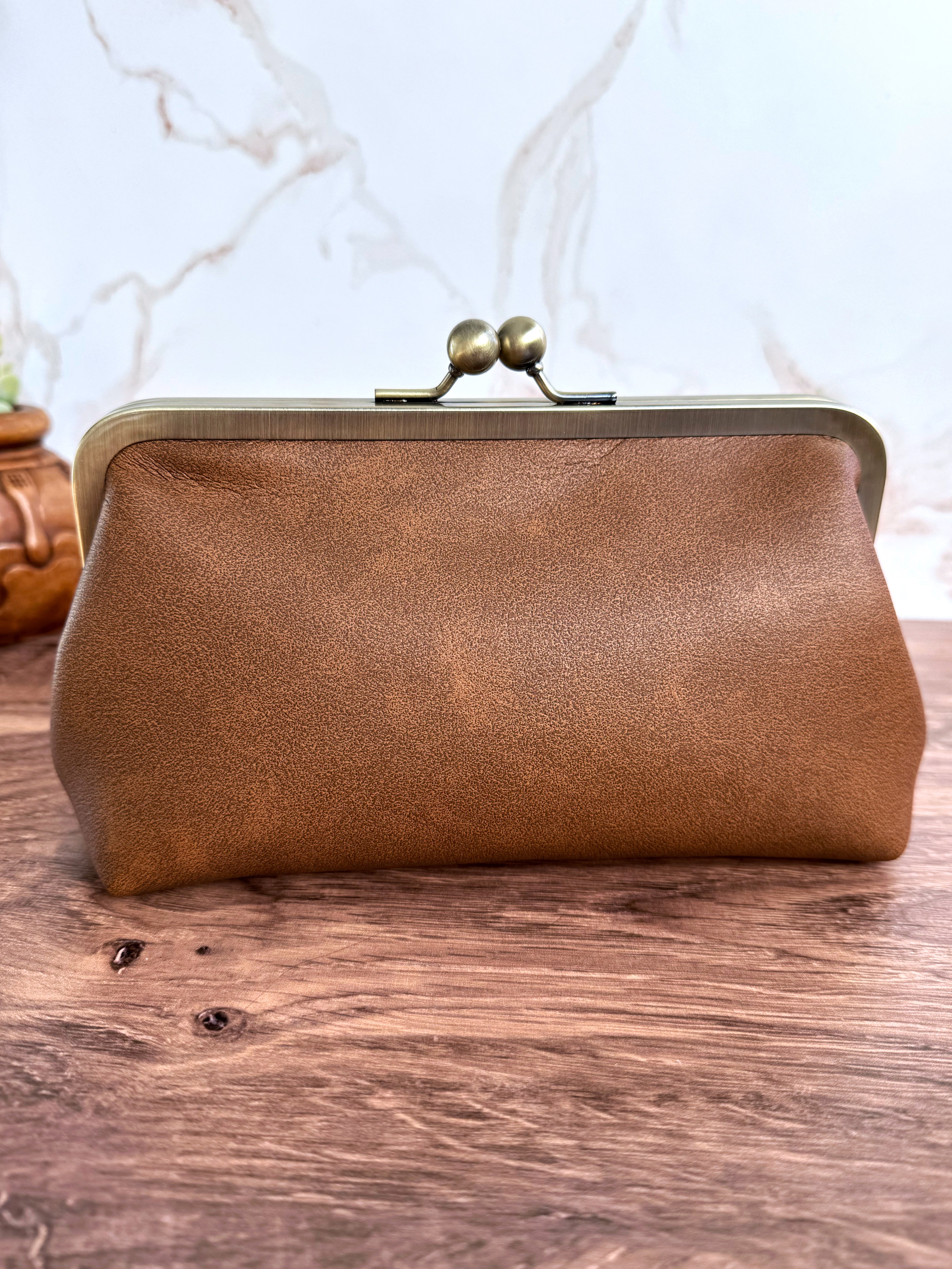 The Elise - Metal Frame Kisslock Clutch in Tan Vinyl (Vegan Leather) and Authentic Portuguese Lining