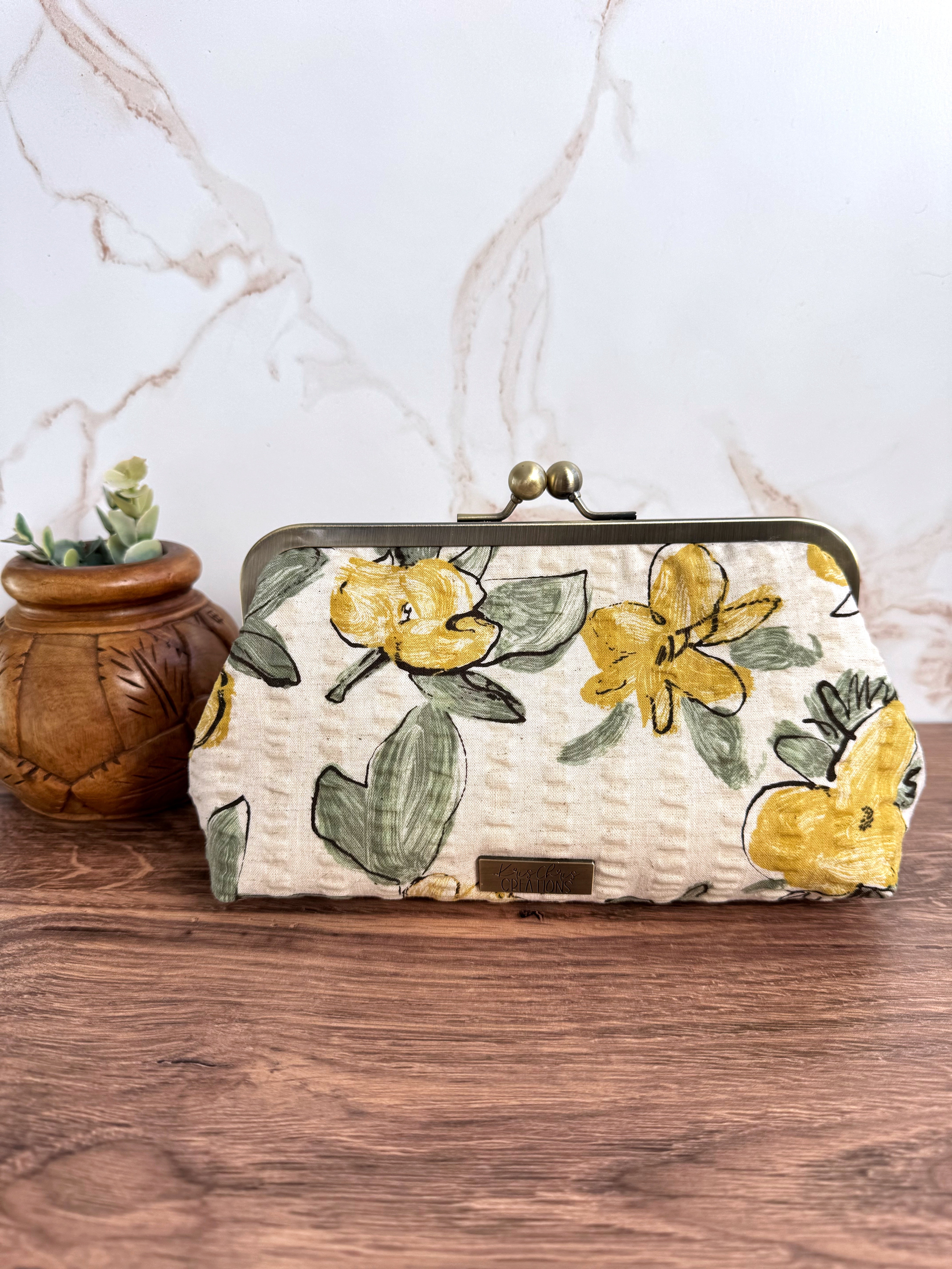 The Elise - Metal Frame Kisslock Clutch in Japanese Striped Floral in Cream and Yellow